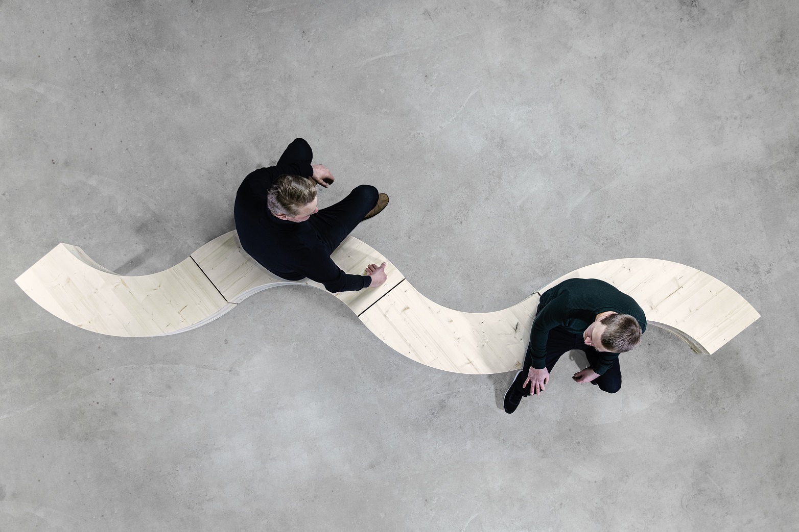 Puisto collection kiinteistökaluste CLT moduli penkki